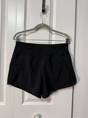 CRZ YOGA Black High Wasted Quick Dry Shorts - Med 8/10